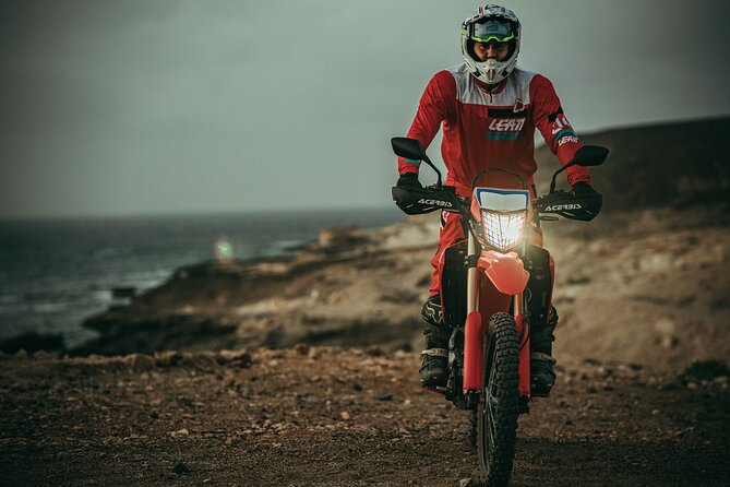 2-Hour Motorcycle Enduro Trip in Fuerteventura - The first hour at La Pared