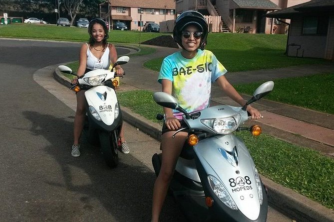 2 Passenger 200cc Scooter Rental - 21+ - Motorcycle License - Starting in Lahaina with your own set of wheels