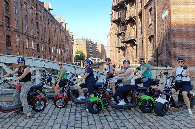 2H Berlin Electric Harley Trike Tour - Checkpoint Charlie and the Cold War