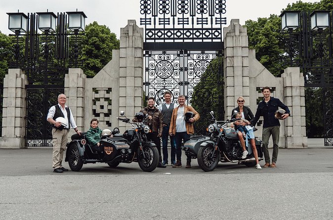 2hr Retro Motorcycle Sidecar Oslo Highlights Tour - Holmenkollen, the ski jump, and the fjord view
