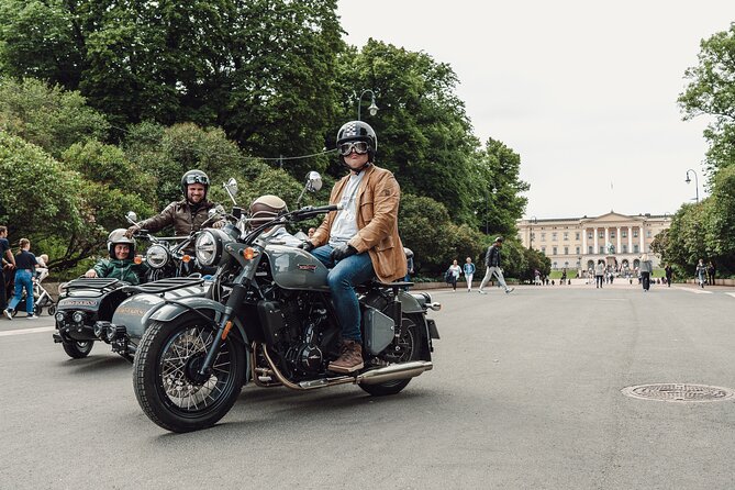2hr Retro Motorcycle Sidecar Oslo Highlights Tour - Vigeland Park and its human sculptures