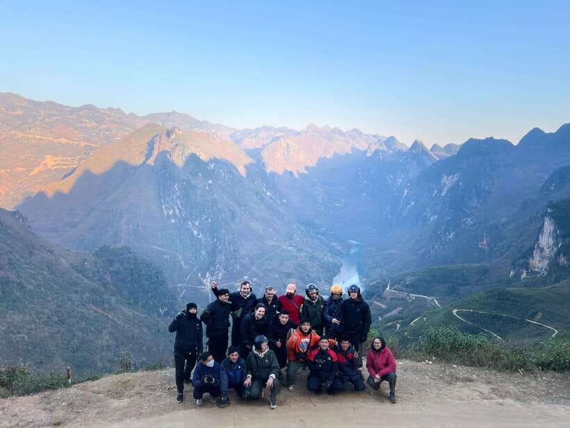 3 Days Ha Giang LOOP DIVINITY Tour with easy rider - Group size and guide support