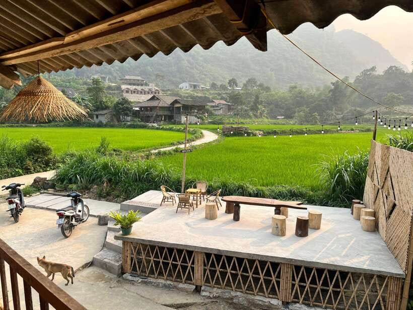 3 Days Motorbike Ha Giang Cheers Tour - Day 2: Ma Pi Leng Pass and the road to Du Gia