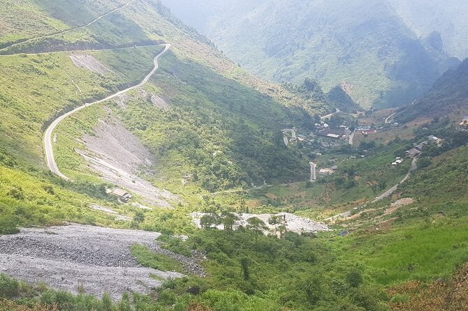 4 Days 3 Nights Ha Giang Easy Driving Motorbike Tours - Comfort, safety, and the real road conditions