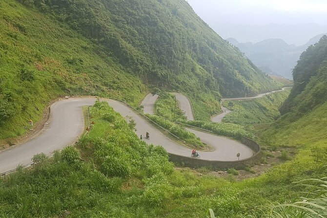 4 Days 3 Nights Ha Giang Easy Driving Motorbike Tours - Day 2: Bac Sum Pass, Quan Ba, and Dong Van