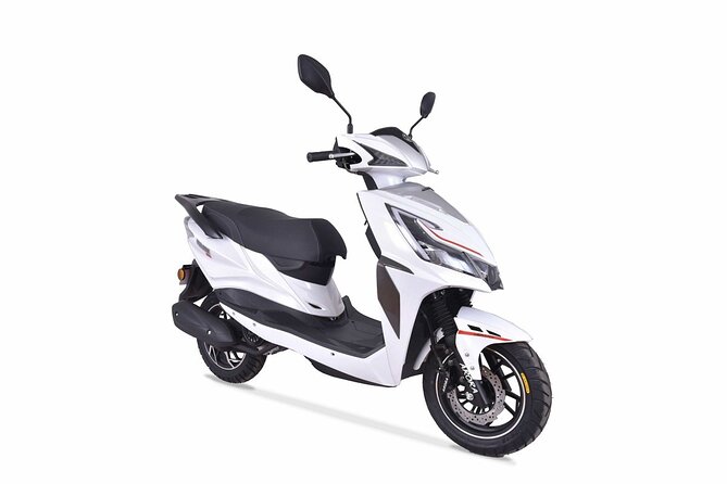 Alanya Rent a Motorcycle/Motorbike - What the bike and safety package include