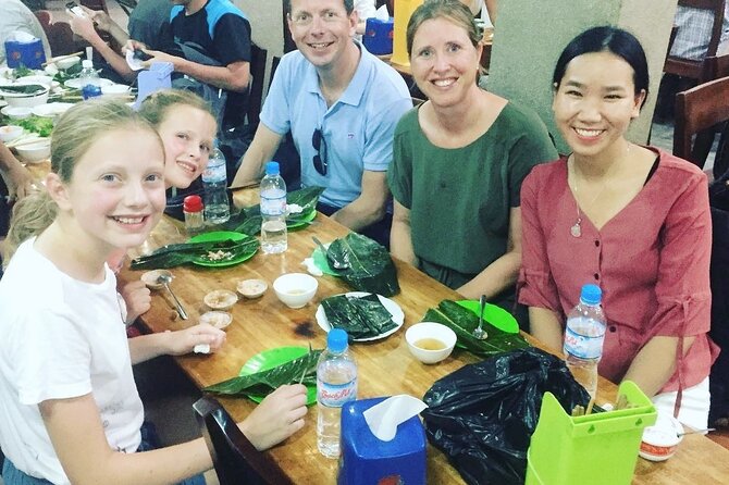 All Inclusive Motorbike Food Tour in Hue with Local Gifts - Com Hen: a humble bowl with plenty going on