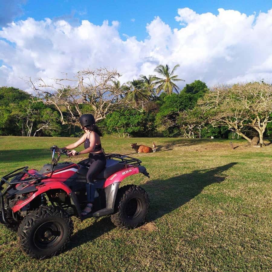 Bali: Sunset ATV and Dirt bike Adventure on the Beach - River crossings and muddy jungle trails