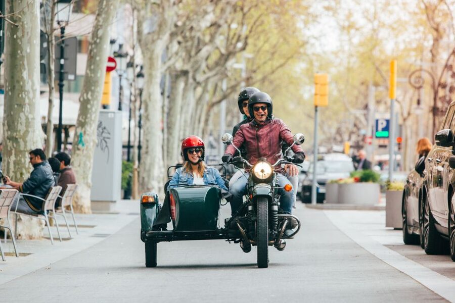 Barcelona: Half Day Tour on Sidecar Motorcycle - Gaudí along Passeig de Gràcia