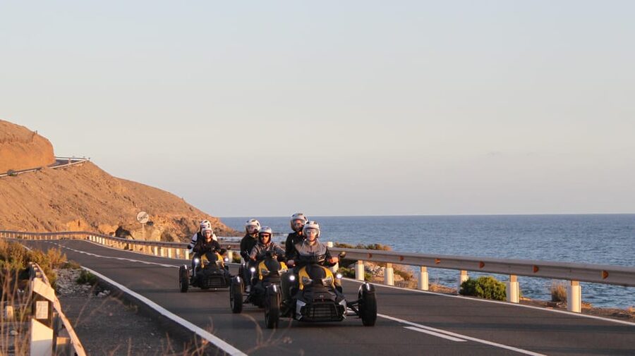 Can-am Ryker moto / buggy / quad Tour: Coast (Maspalomas) - The hill above Amadores Beach at sunset