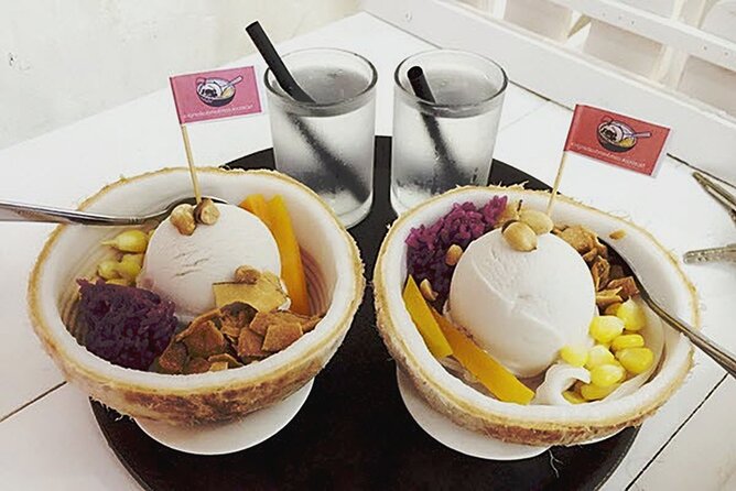 City explore combined with Food taste, Private tour on motorbike - Independence Palace and the story of modern Vietnam