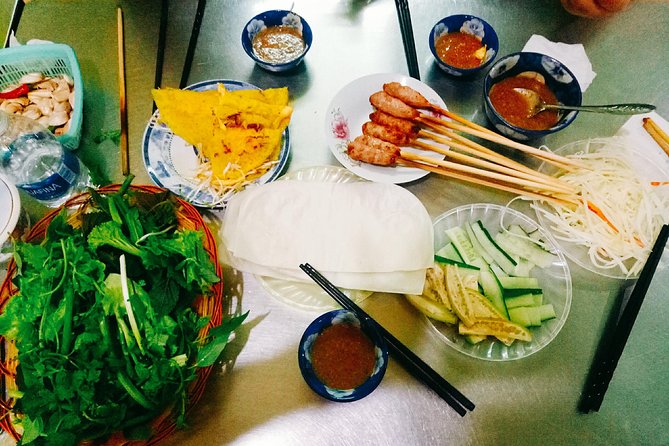 Da Nang Food Tour by Motorbike - What the guides add to the evening