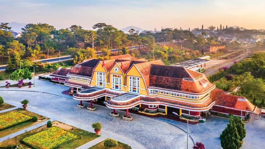 DALAT EASY RIDER CITY SMALL GROUP TOUR BY MOTORBIKE - Who should book this Dalat experience?