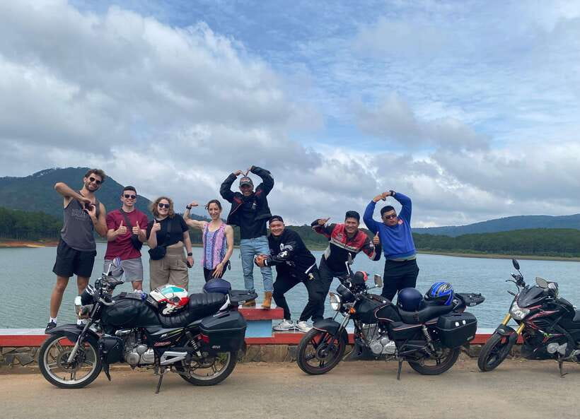 Dalat: MOTORBIKE TOUR TO PONGOUR FALLS- SILK- COFFEE FARM - Paradise Lake and Chicken Village