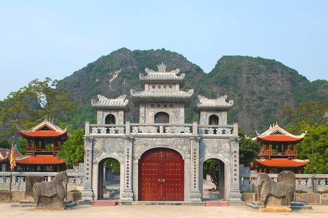 Discover Ninh Binh’s Highlights Hidden Gems 1 Day Motorbike Tour - Why this route feels different from a standard Ninh Binh day