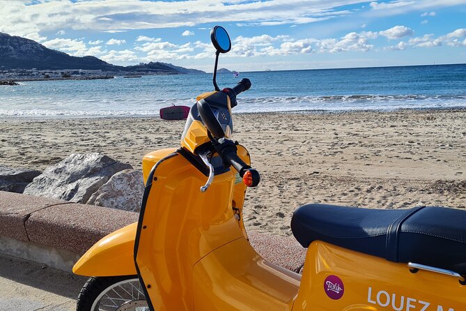 E-motorbike virtual guided tour in Marseille - What is included, and what you must bring
