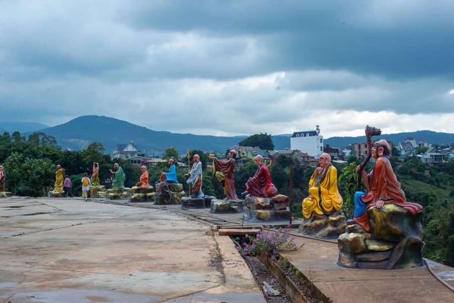 Easy Rider - Motorcycle Tour - Dalat Countryside Day Tour - Me Linh Coffee Garden and weasel coffee