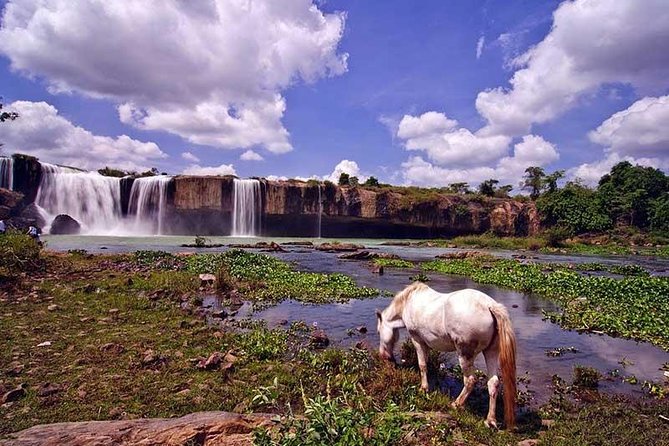 Easy Riders Buon Ma Thuot - Daily Tour. - The Ethnographic Museum gives the region a frame