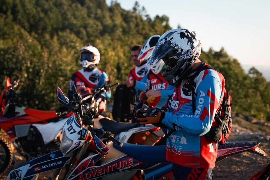 Enduro Motorcicle Tour - Rocky tracks, forests, and high mountain views