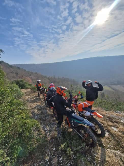 Enduro Motorsport Rovinj - Starting near the church in Rovinjsko Selo