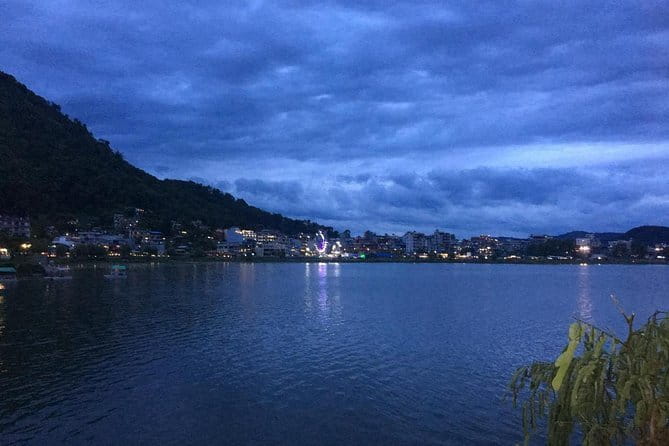 Evening Roaming to North Lakeside with Motorcycle - Why North Lakeside works well in the evening