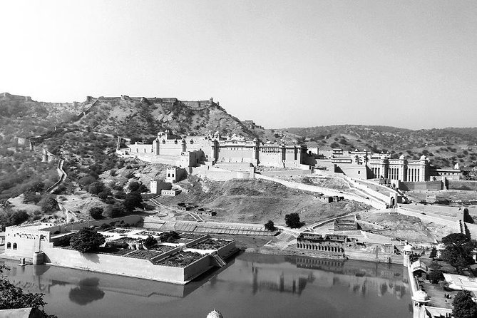 Explore Jaipur on a Motorbike - A Unique Experience - Amber Fort and the route gap to clarify
