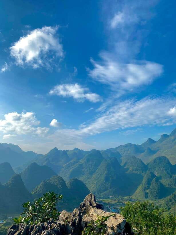 From Ha Noi: 2 Day Ha Giang Loop Small group With Easy Rider - Day two: Ma Pi Leng Pass and the Nho Que River