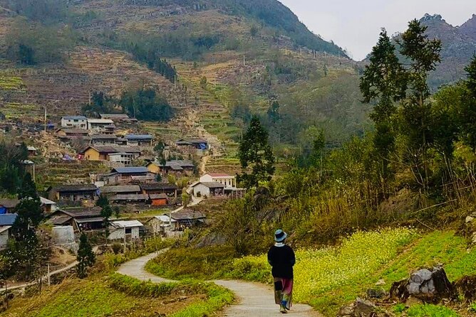 From Ha Noi: Ha Giang Motorbike Loop Tours (Group) - What the $255 price buys you