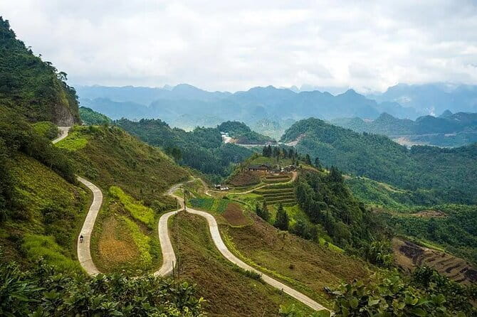 From Hanoi: 3-Day Motorbike Ha Giang Loop with Easy Rider - Day two: the great views at Ma Pi Leng Pass