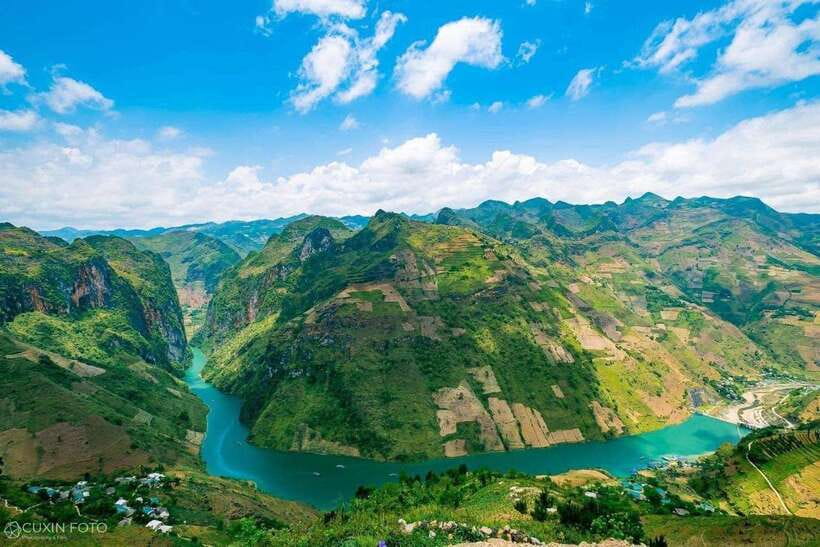 From Hanoi: Ha Giang Loop 3-Day 2-Night Tour with Easy Rider - Day one: Bac Sum Pass to Yen Minh