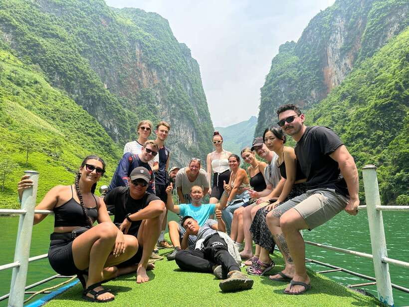 From Hanoi: Ha Giang Loop 3-Day Tour Self-Sriving/Easy Rider - Day 2: Ma Pi Leng Pass and the Nho Que River