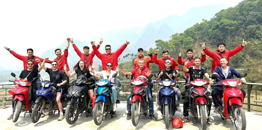 From Sapa: 3 Day Ha Giang Loop Motorbike Tour With Rider - Day one on the Loop: Bac Sum Pass to Dong Van