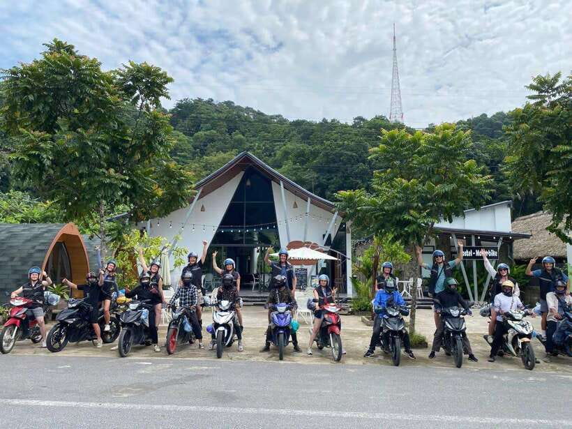 From Sapa: Best seller 3-Day Motorbike Ha Giang small group - Day 2: Shen Ma Road, the Hmong palace, and Lung Cu