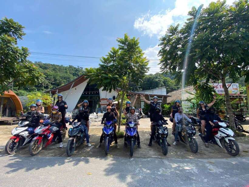 From Sapa: Best seller 3-Day Motorbike Ha Giang small group - Day 1: Bac Sum Pass and the road to Yen Minh