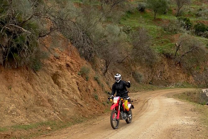 Full-Day Motorbike OFF ROAD Tour around Málaga - The motorcycles and riding setup