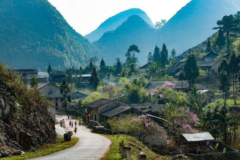 Ha Giang Loop 2 Day 1 Night Motorbike Tour with Easy Rider - Why the Ha Giang Loop works well with an Easy Rider