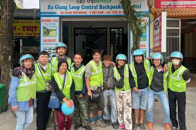 Ha Giang Loop 3 Days 2 Nights with Easy Rider - Day two: Ma Pi Leng Pass and the Nho Que River
