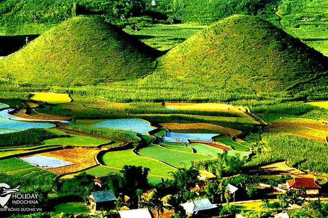 Ha Giang Loop 3 days and 2 nights Motorbike Tour with Easy rider - Food, lodging, and the social side