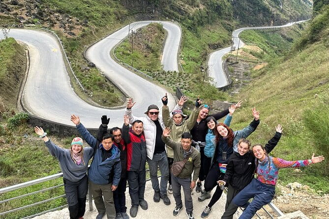 Ha Giang Loop 3 or 4 days Motorcycle with Easy Riders - Food, accommodation, and comfort on the road