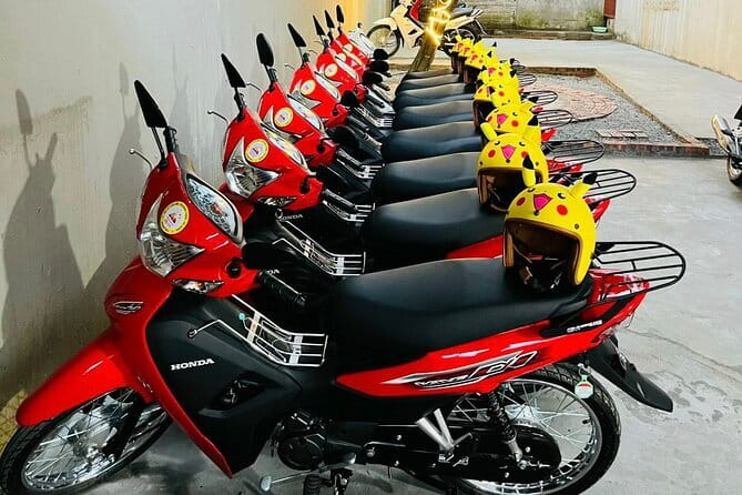 Ha Giang Loop 3 or 4 days Motorcycle with Easy Riders - Group size, communication, and flexibility