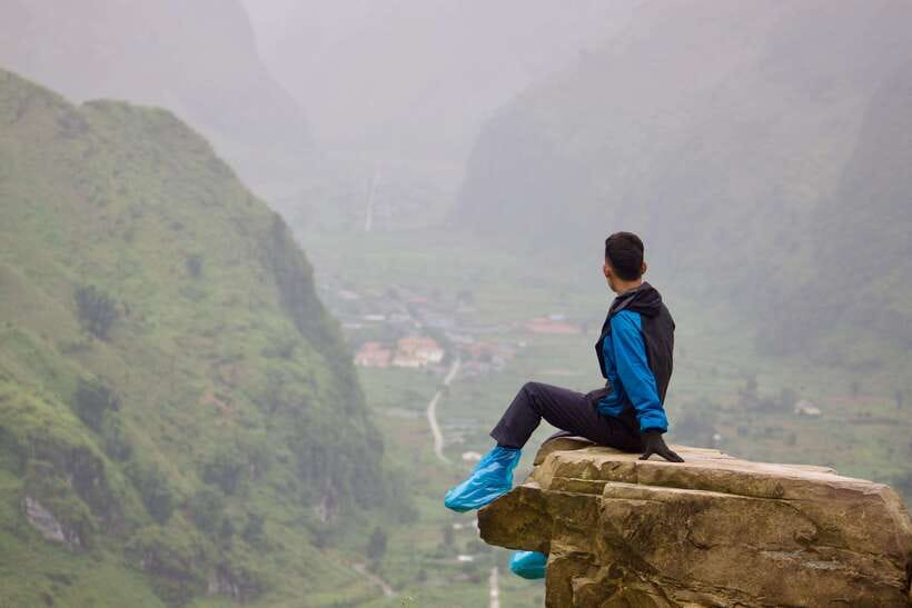 Ha Giang Loop 4 days luxury motorbike tour with easy driver - Lung Cu Flag Tower and the Hmong King’s Palace