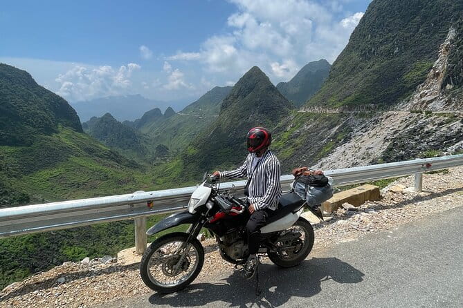 Ha Giang Loop motorbike Private 4 days Tour all inclusive - Day two: Du Gia to Meo Vac, Ma Pi Leng, and Dong Van