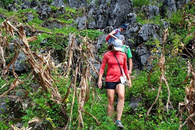 Ha Giang Motorbike Tour 4 days 3 nights - Day 1: Quan Ba Heaven Gate and Lung Kung Cave