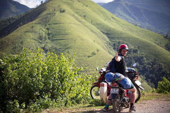 Ha Giang Motorbike Tour 4 days 3 nights - Day 4: Lung Tam weaving and the return to Ha Giang