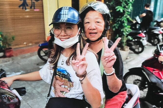Ha Noi Sightseeing Motorbike Tour with Female Tour Guide - Why a motorbike is the right way to meet Hanoi