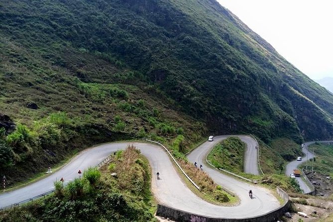 Hagiang Loops Easy Rider 3D2N: (Join in Small Group-Private Room) - Day 3: Rice terraces, a White Mong family, and the return north
