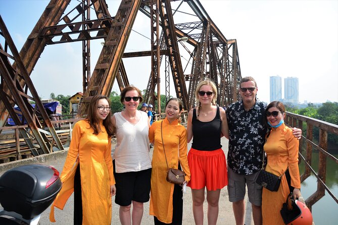 Hanoi Motorbike Led By Women: Hanoi Countryside Motorbike Tours - From Hanoi traffic to quiet village roads