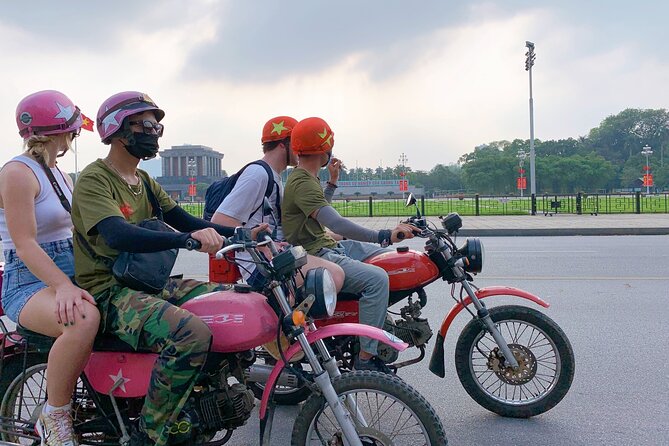 Hanoi Motorbike Tour: Hanoi HIGHTLIGHTS & HIDDEN GEMS - Long Bien Bridge and Hanoi’s changing city