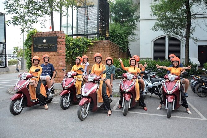 Hanoi Motorbike Tour Led By Women: Hanoi City Half Day - West Lake and Thanh Nien Road