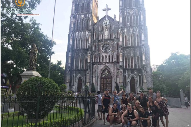 Hanoi old quarter sightseeing & street food eating by Motorcycle - The food and drink balance